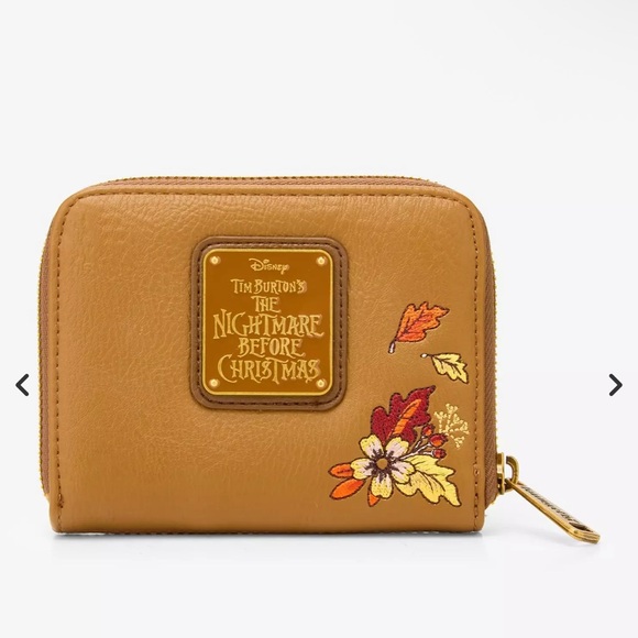 Disney The Nightmare Before Christmas Zero & Jack
Skellington Fall GITD Set - Picture 11 of 16